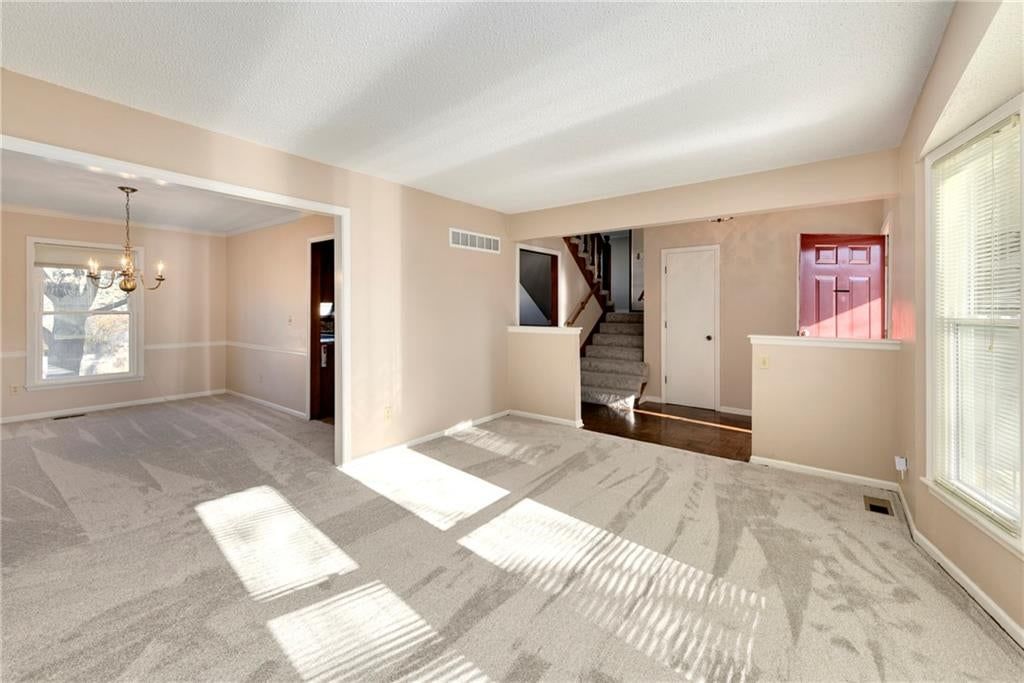 8806 W 118th Terrace — photo 14