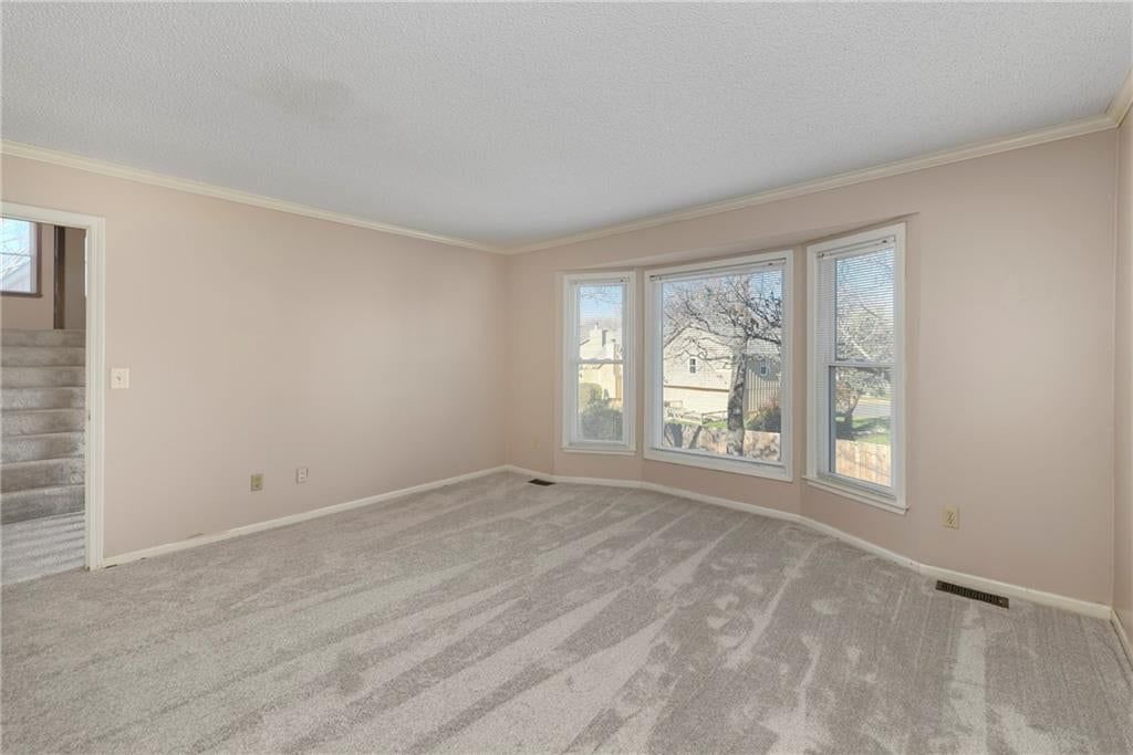 8806 W 118th Terrace — photo 19