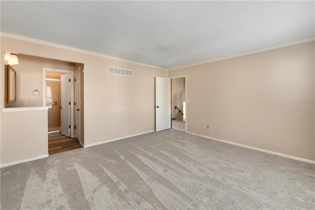 8806 W 118th Terrace — photo 20