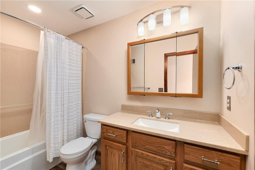 8806 W 118th Terrace — photo 22