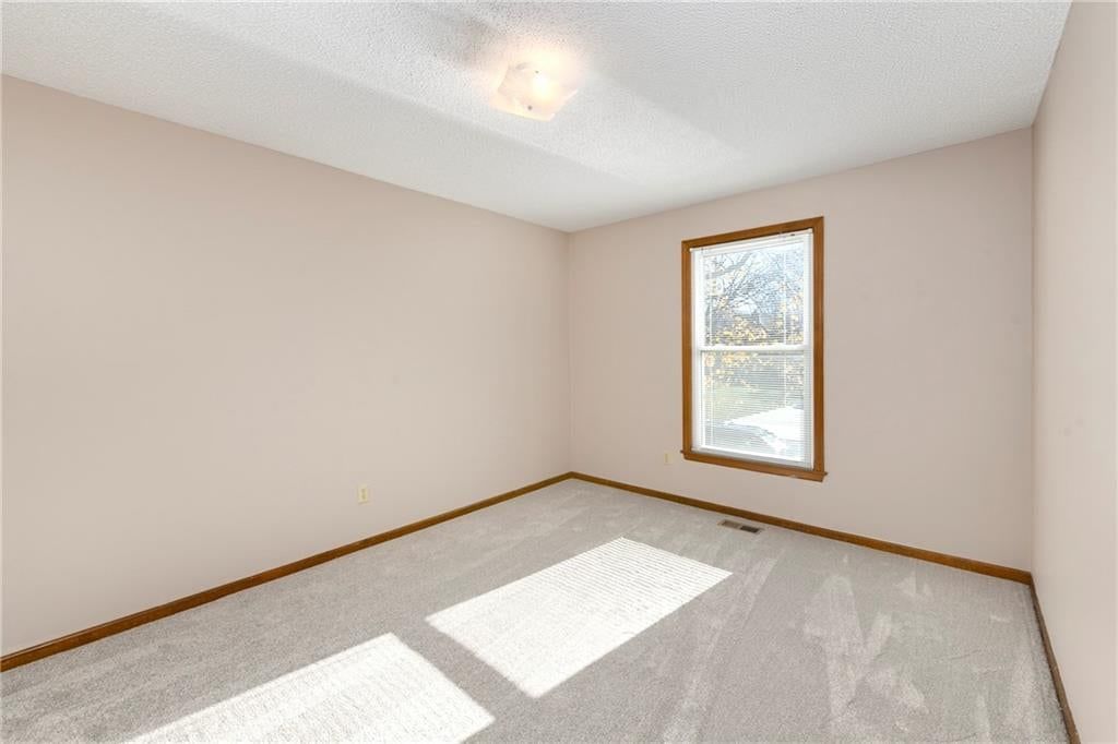 8806 W 118th Terrace — photo 24