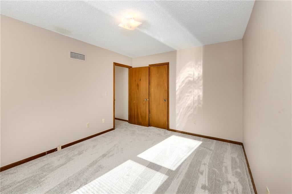 8806 W 118th Terrace — photo 25