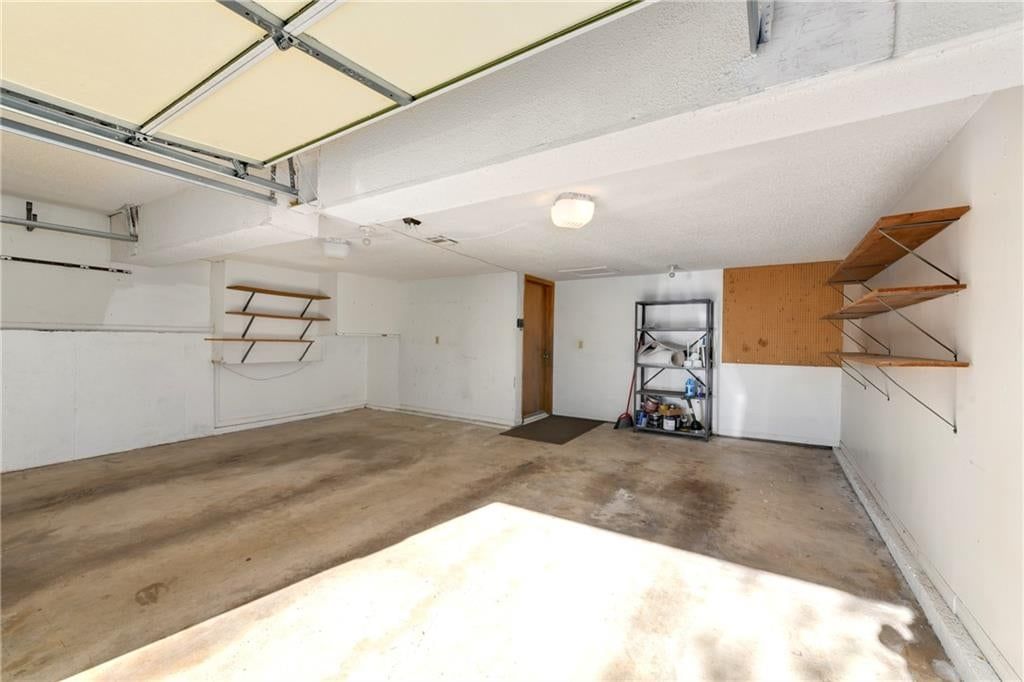 8806 W 118th Terrace — photo 27