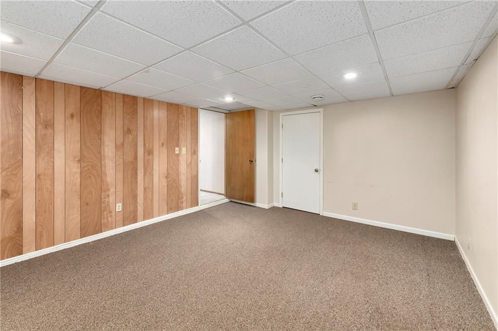 8806 W 118th Terrace — photo 28