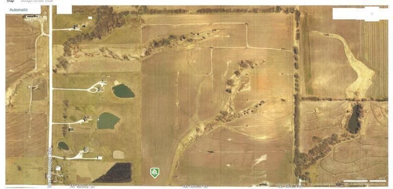 183rd Street, Gardner, KS: listing photo 2