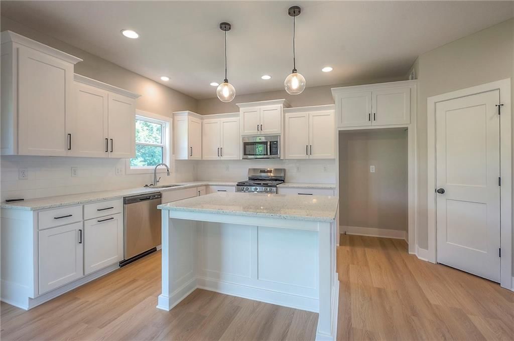 13904 E 54 Terrace — photo 16