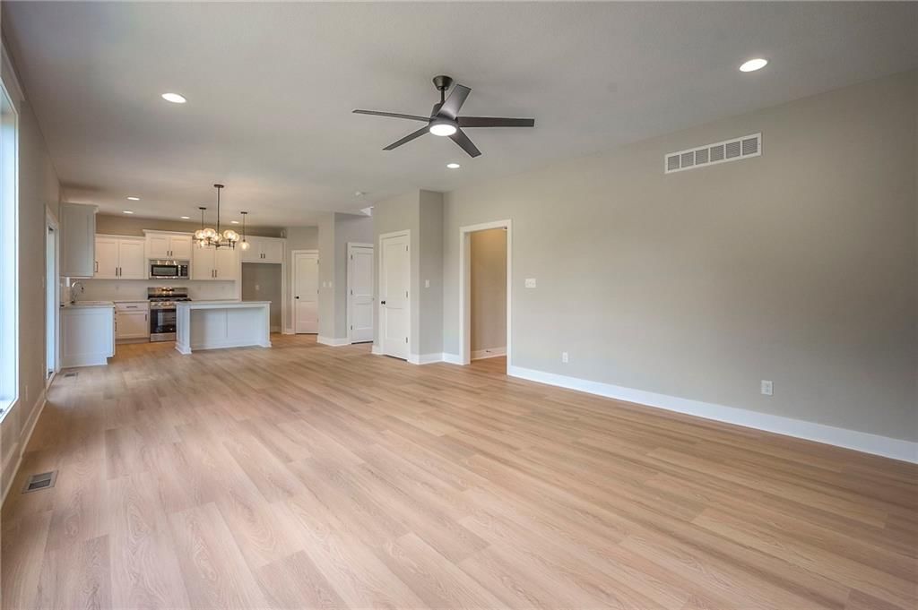 13904 E 54 Terrace — photo 31