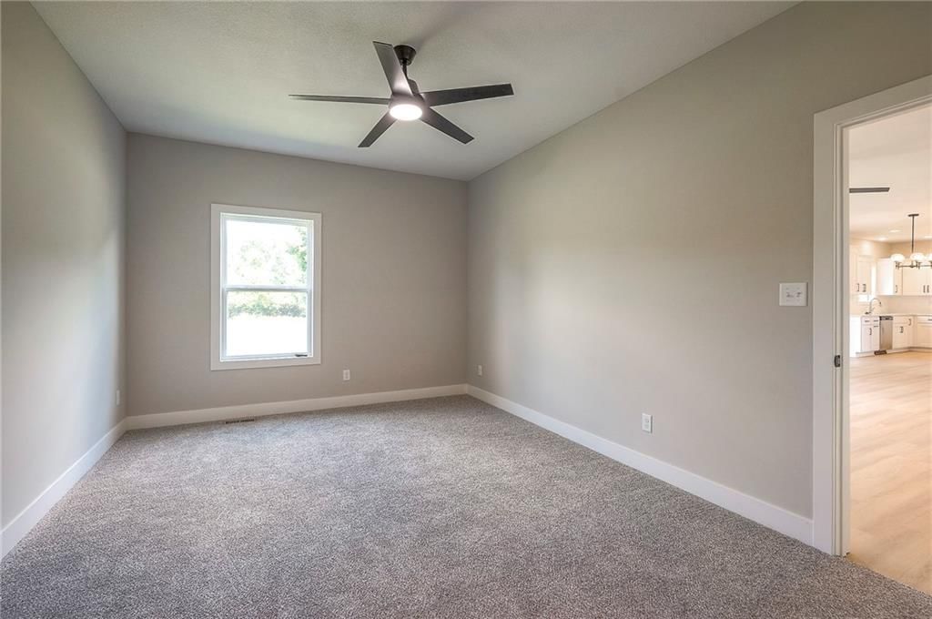 13904 E 54 Terrace — photo 34