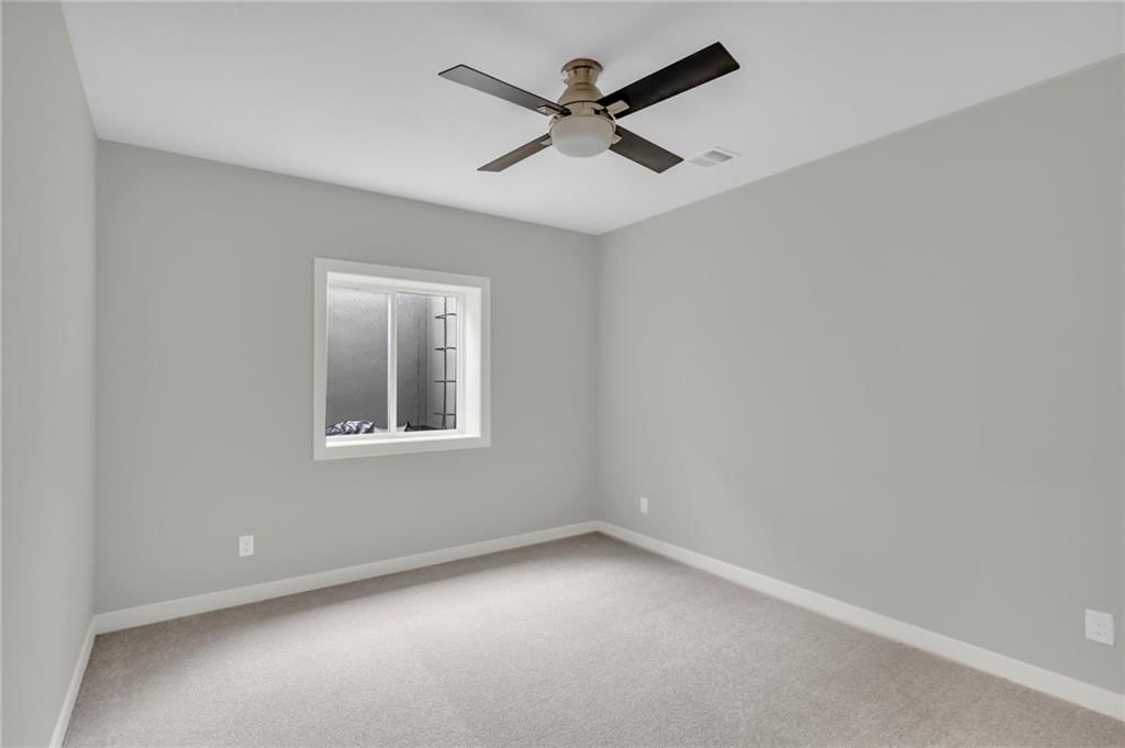Photo 35 of 56 - 16879 S Cardinal Street