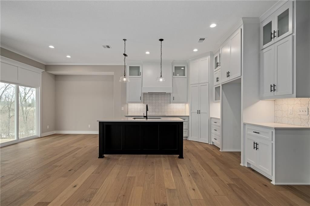24182 W 91st Terrace — photo 10