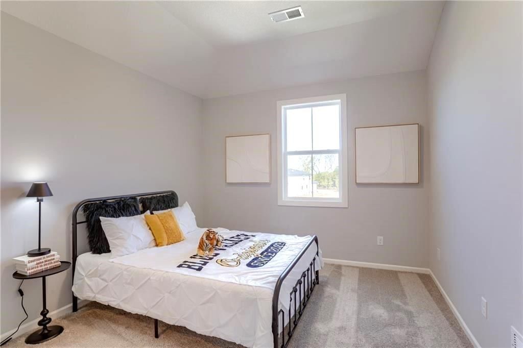 2461 W 176 Street — photo 32