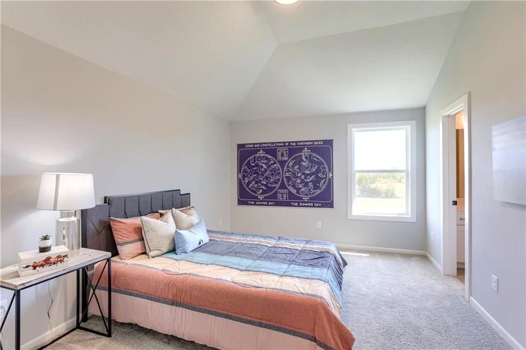 2461 W 176 Street — photo 33