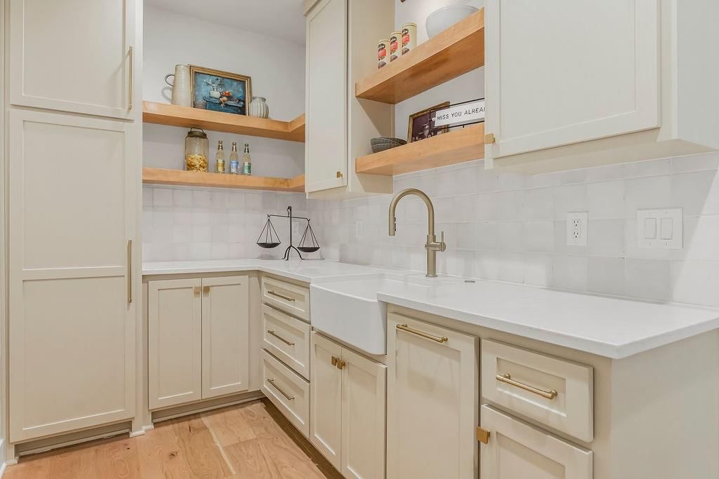 17328 Ballentine Street — photo 22