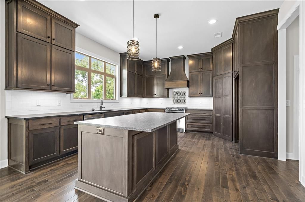 9183 Saddletop Street — photo 12