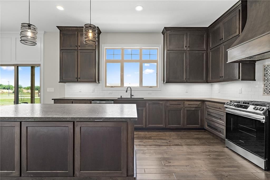 9183 Saddletop Street — photo 13