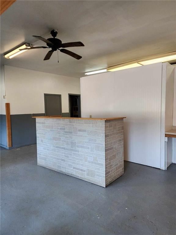 1102 S US Highway 71 N/A — photo 24