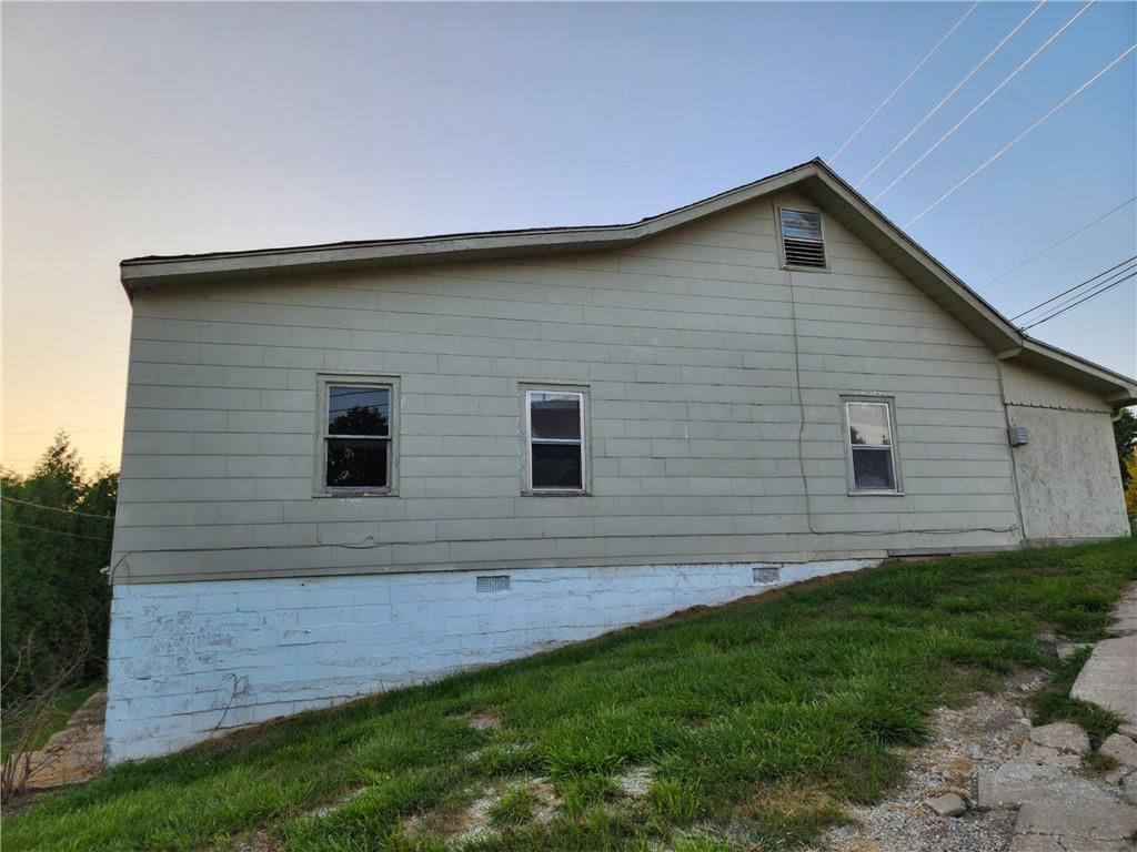 1102 S US Highway 71 N/A — photo 43