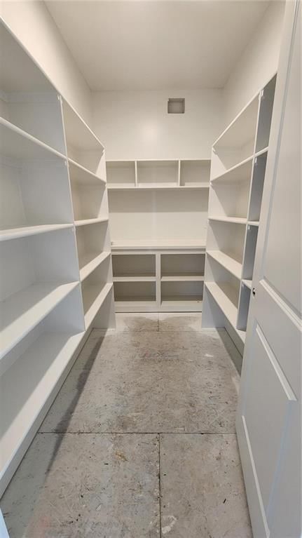 16738 S Hall Street — photo 6