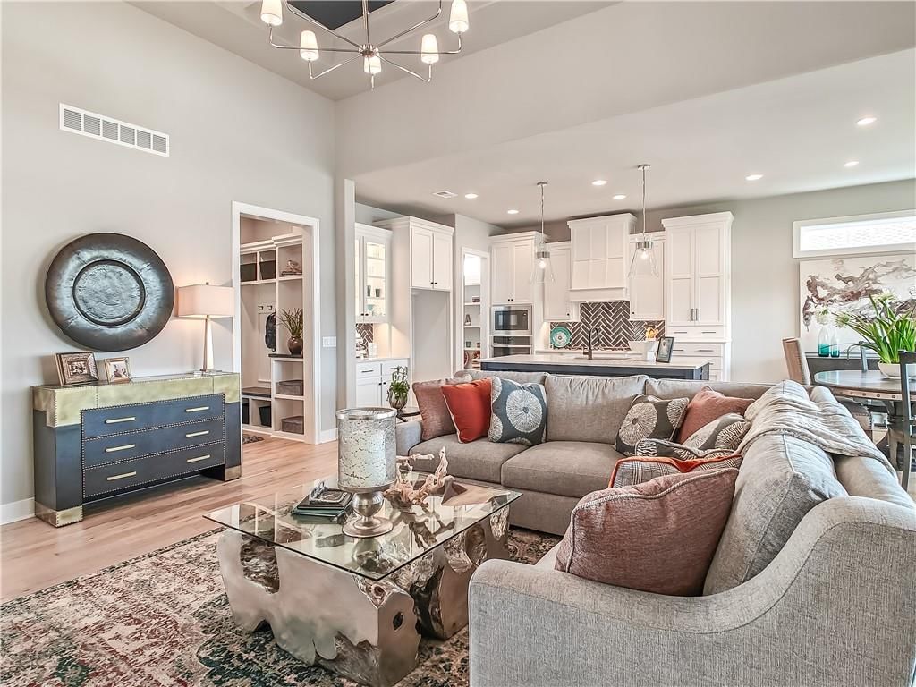 16724 Hayes Street — photo 14