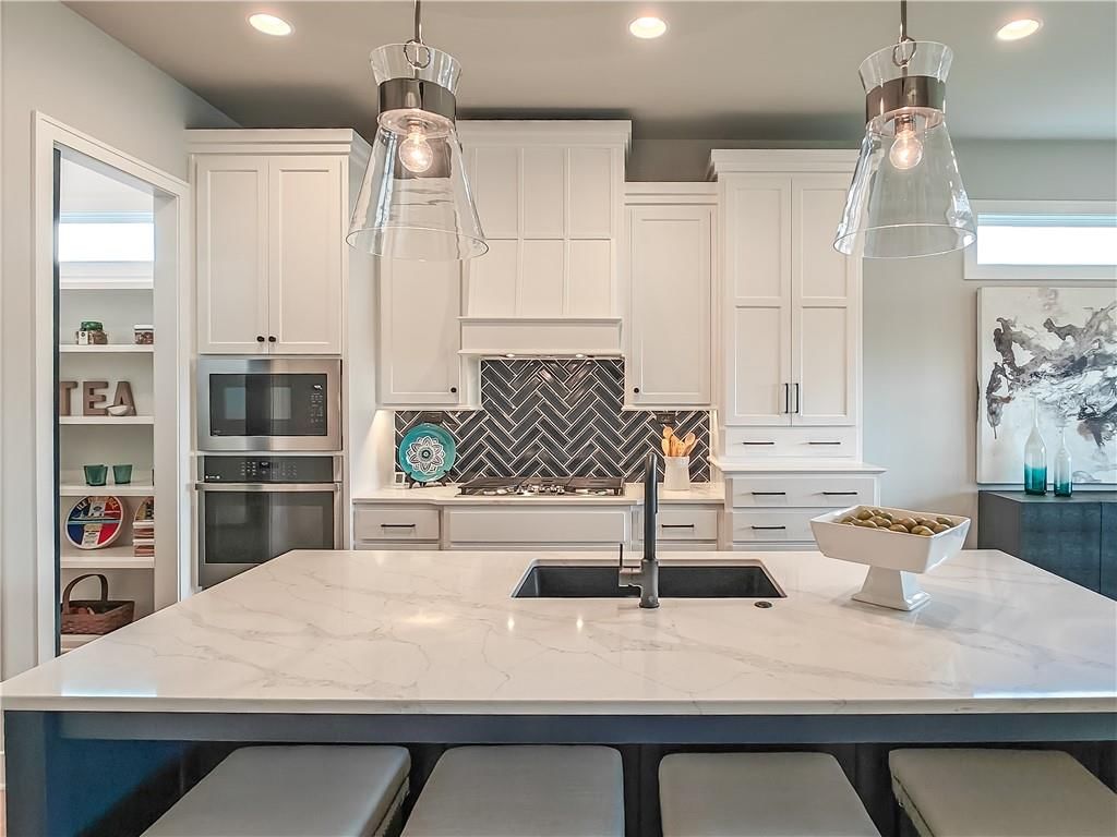 16724 Hayes Street — photo 19