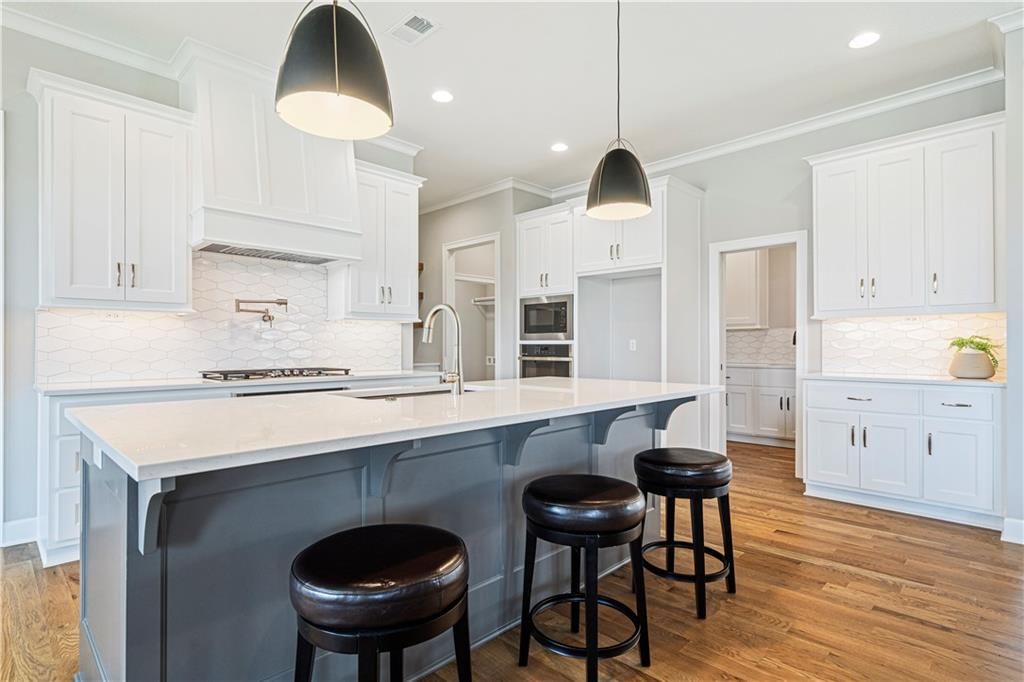 22018 W 114th Court — photo 26