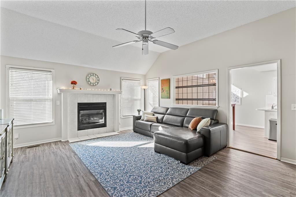 6901 W 156th Street — photo 13