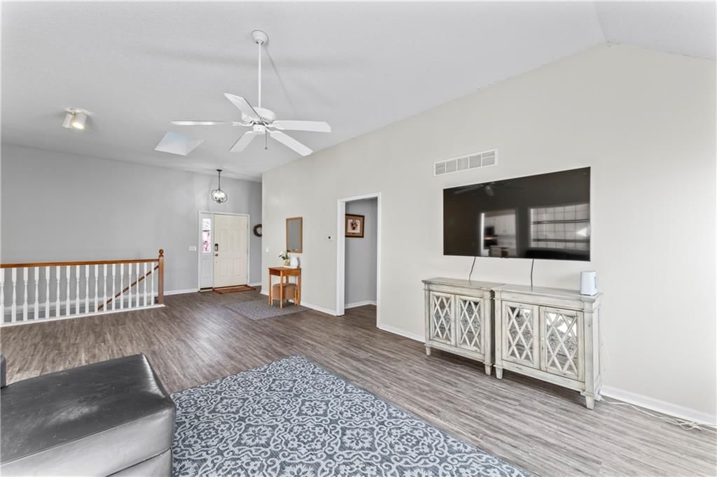6901 W 156th Street — photo 17