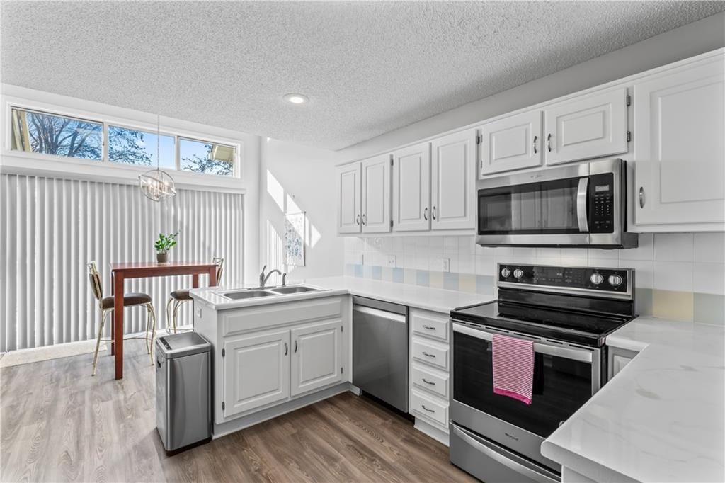 6901 W 156th Street — photo 22
