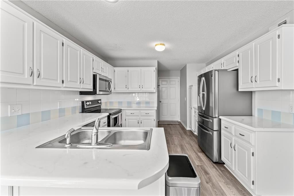 6901 W 156th Street — photo 24