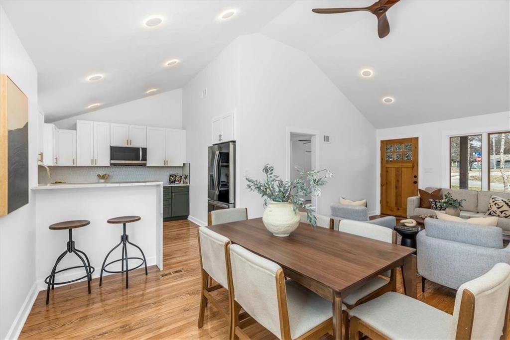 5407 W 70th Terrace — photo 6