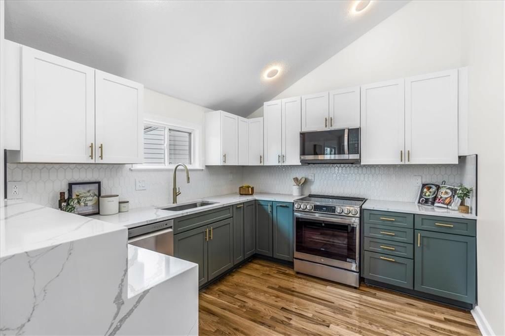 5407 W 70th Terrace — photo 7