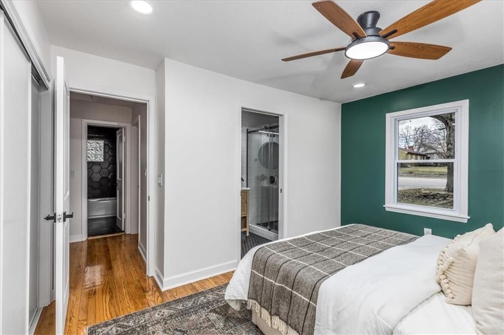5407 W 70th Terrace — photo 11