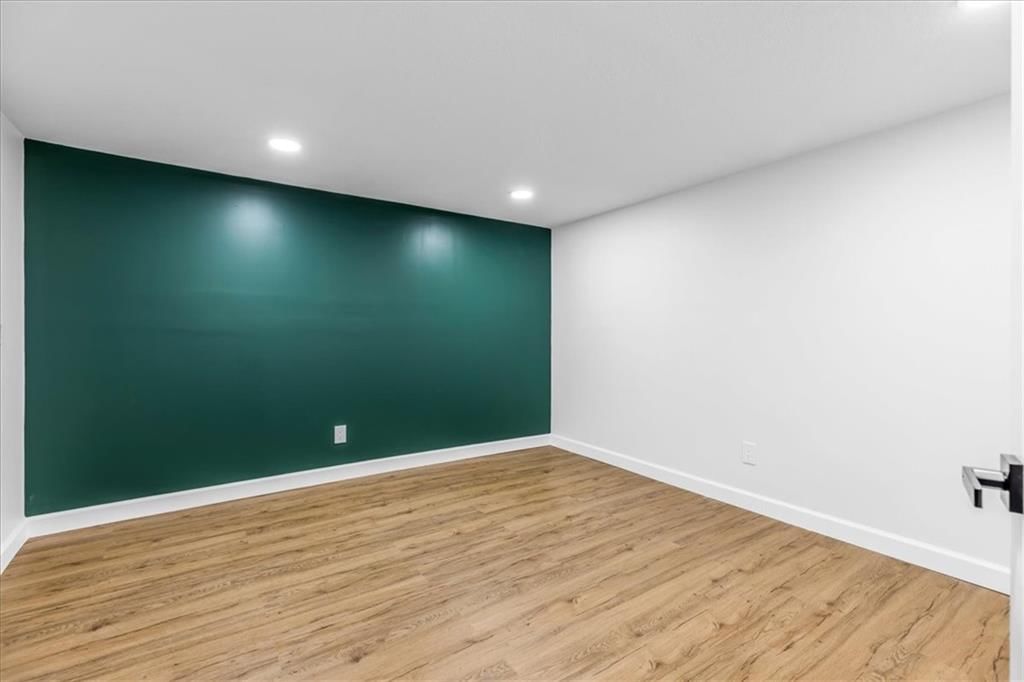 5407 W 70th Terrace — photo 17