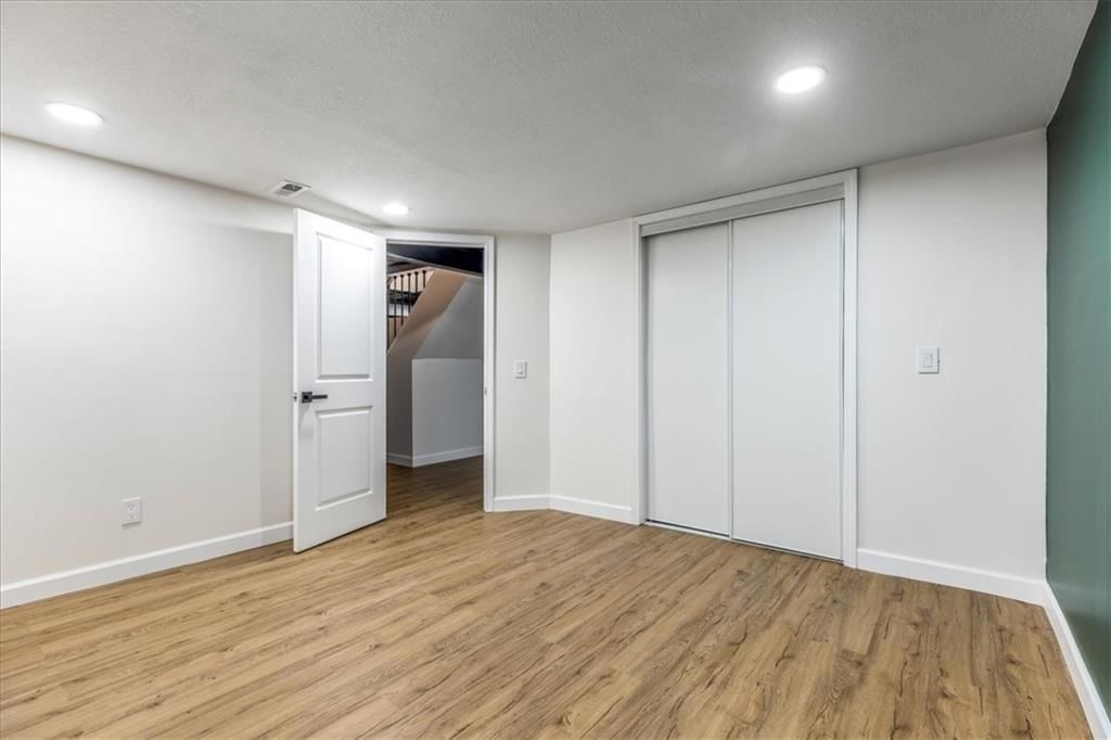 5407 W 70th Terrace — photo 18