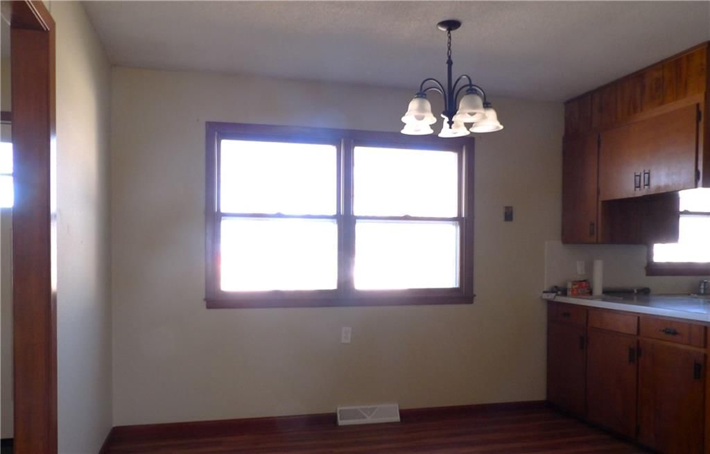 217 W Warren Avenue — photo 12