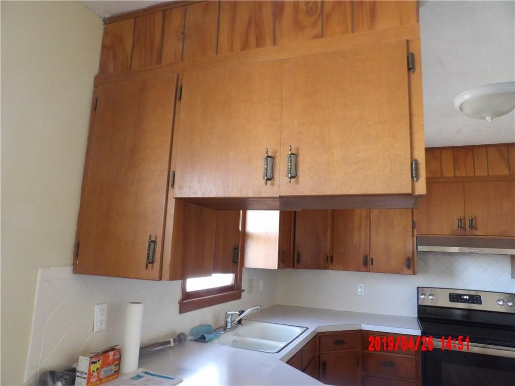 217 W Warren Avenue — photo 14