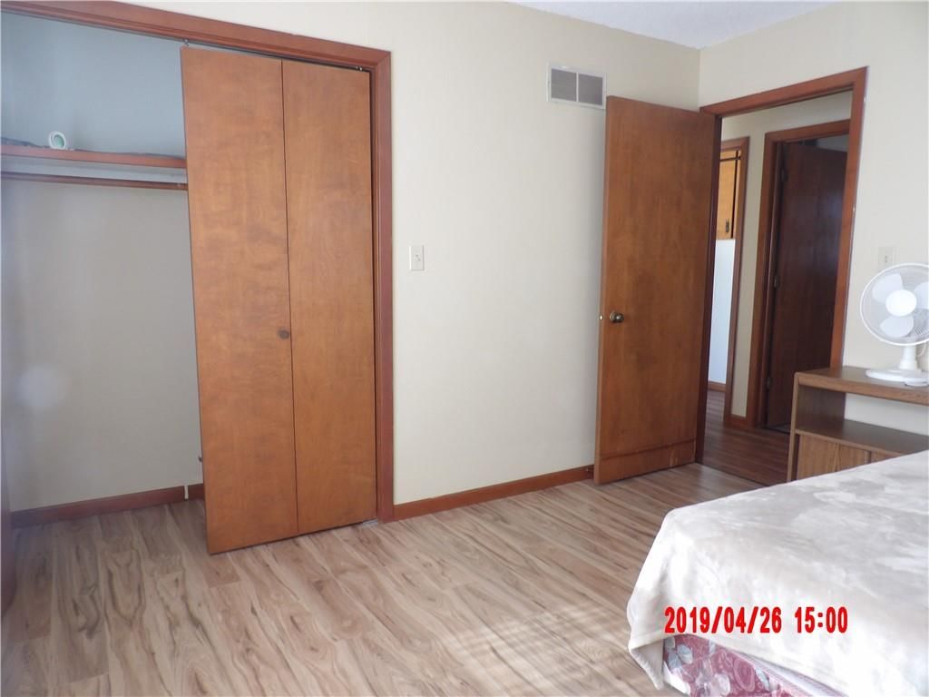 217 W Warren Avenue — photo 35
