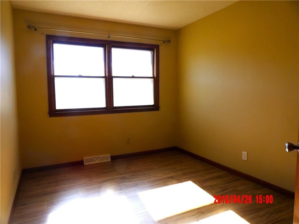 217 W Warren Avenue — photo 36
