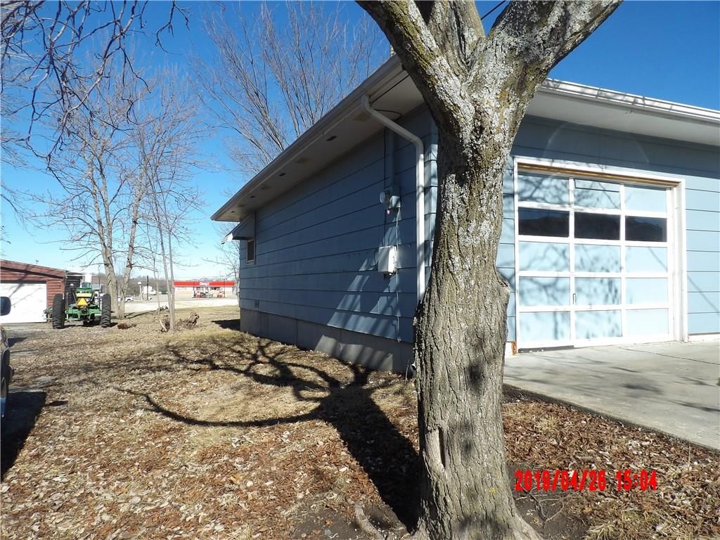 217 W Warren Avenue — photo 38