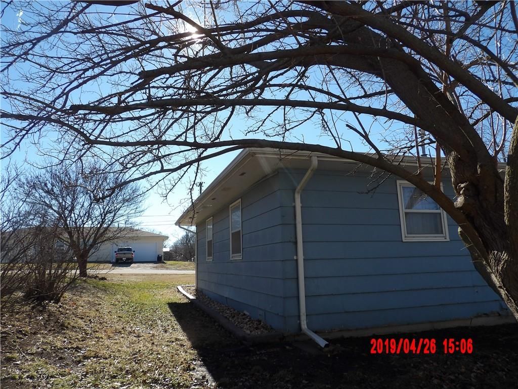 217 W Warren Avenue — photo 39