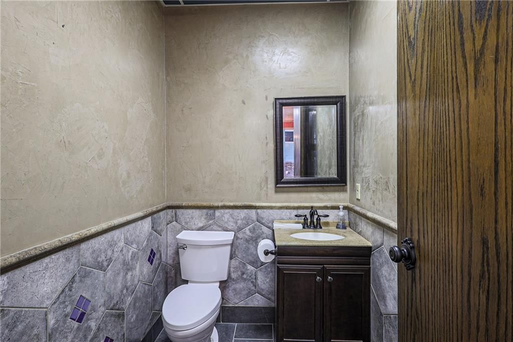 1900 NW Copper Oaks Circle — photo 6