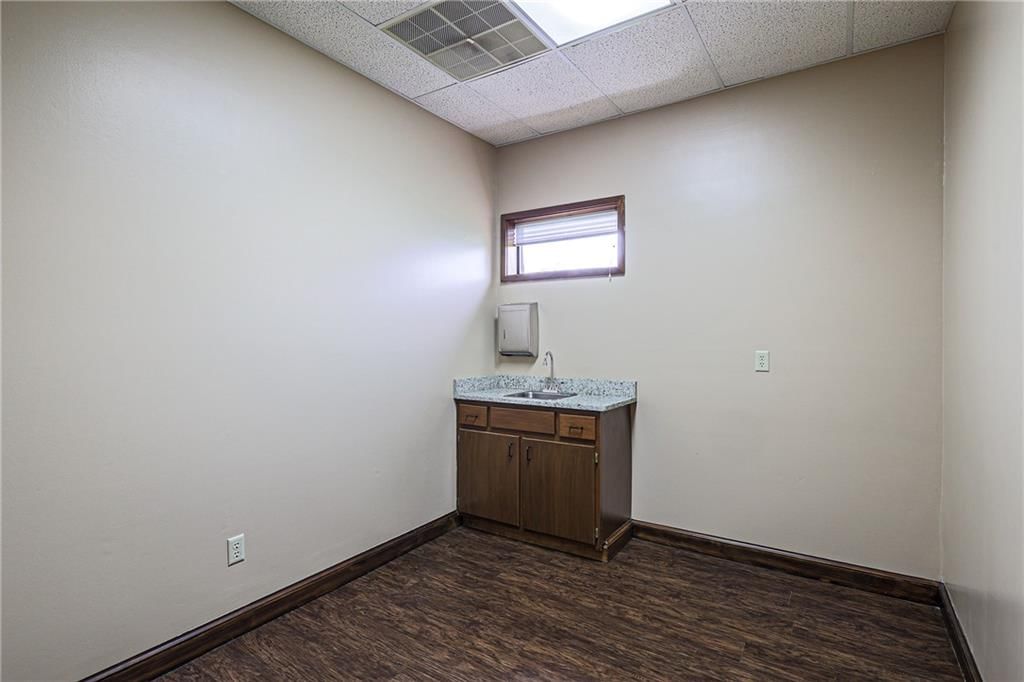 1900 NW Copper Oaks Circle — photo 12