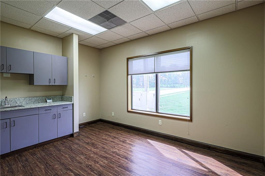 1900 NW Copper Oaks Circle — photo 17