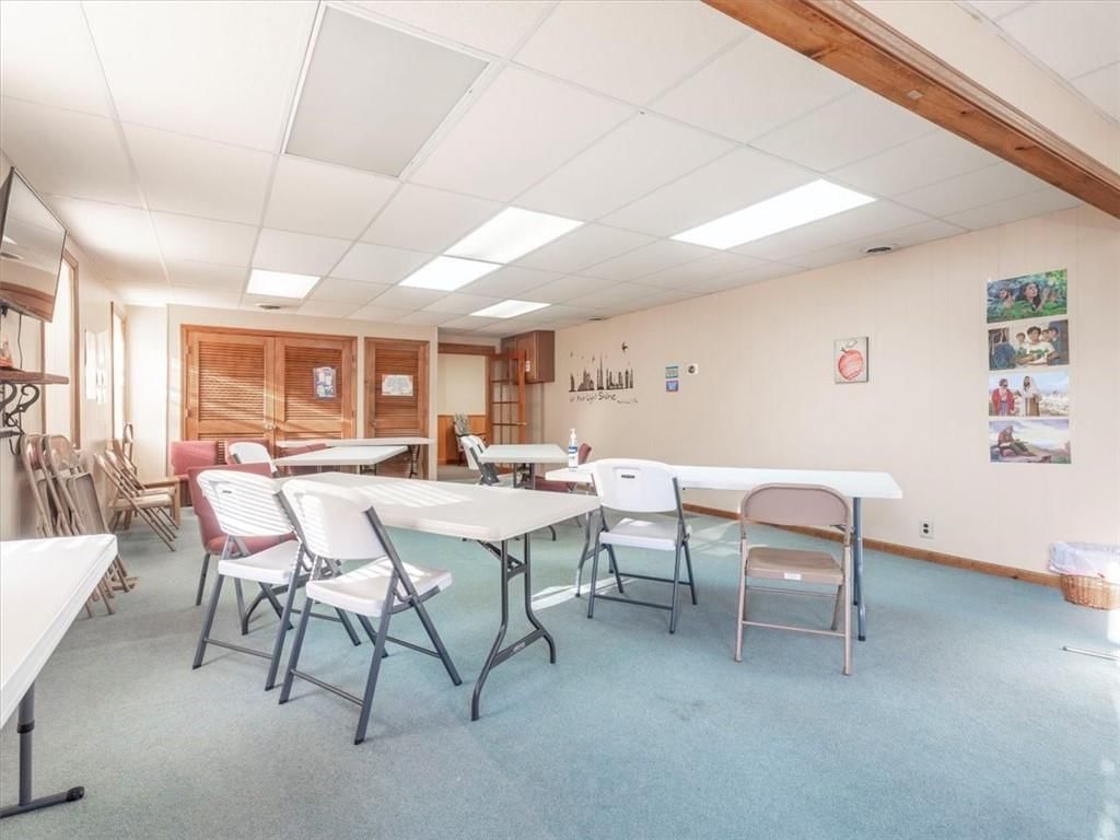 5708 King Hill Avenue — photo 14