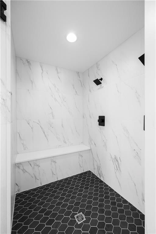 8025 Round Prairie Street — photo 26
