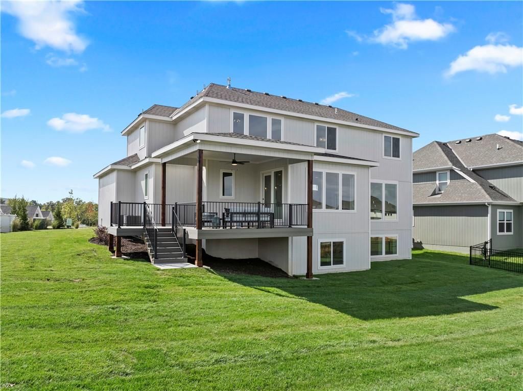 8025 Round Prairie Street — photo 48