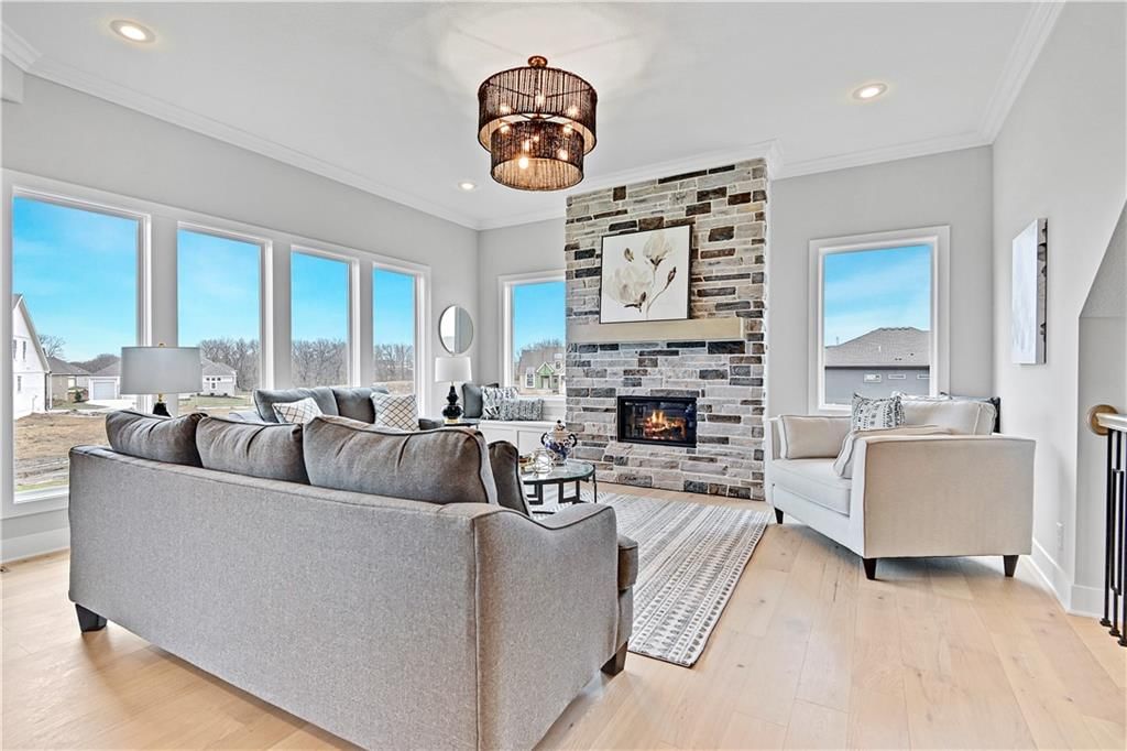 17421 Gillette Street — photo 11