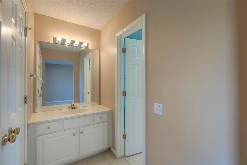 900 NE 93rd Court — photo 25