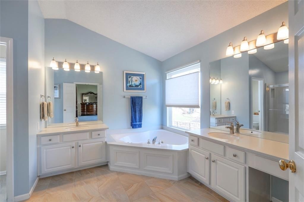 900 NE 93rd Court — photo 36