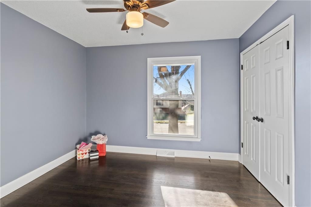 10801 wheeling Street — photo 21